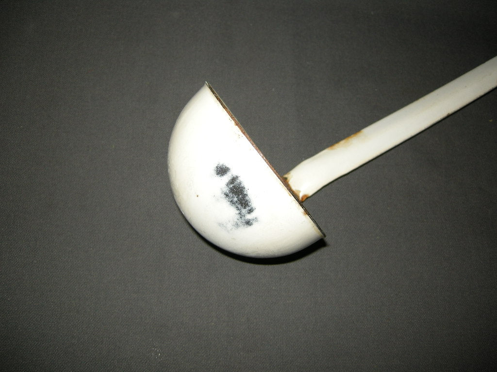 emaille wit 006. soeplepel