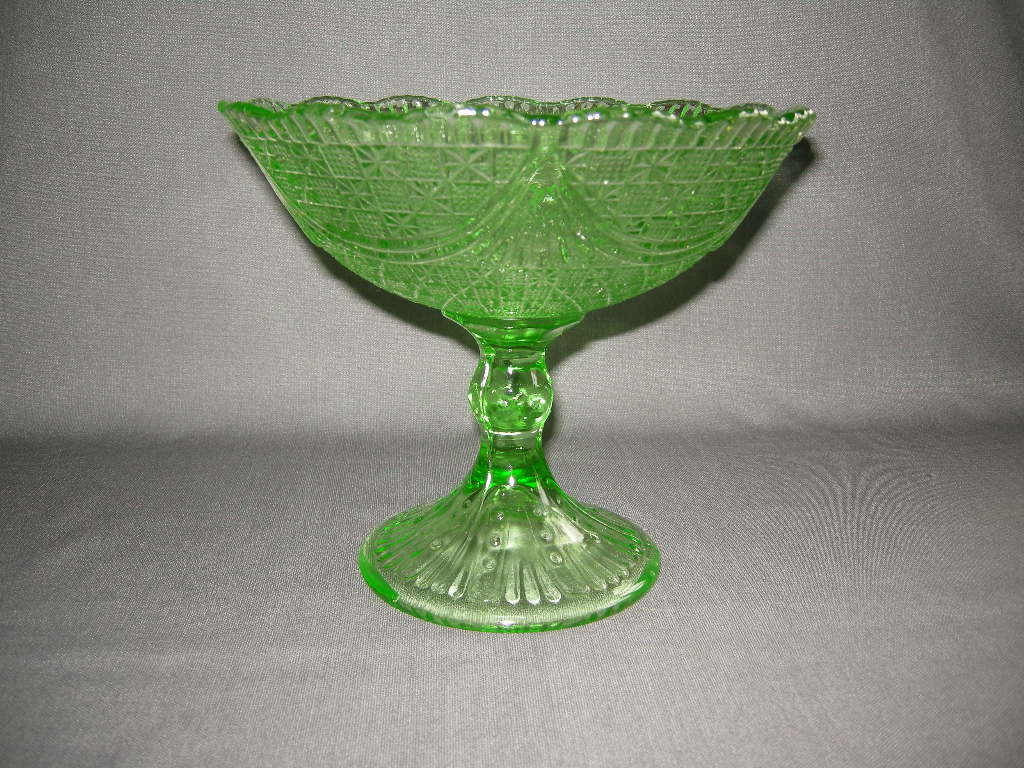 glas - kristal annagroen 006. (fruit)schaal op voet