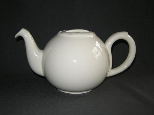 Royal Sphinx roomwit 006. theepot met beschadiging
