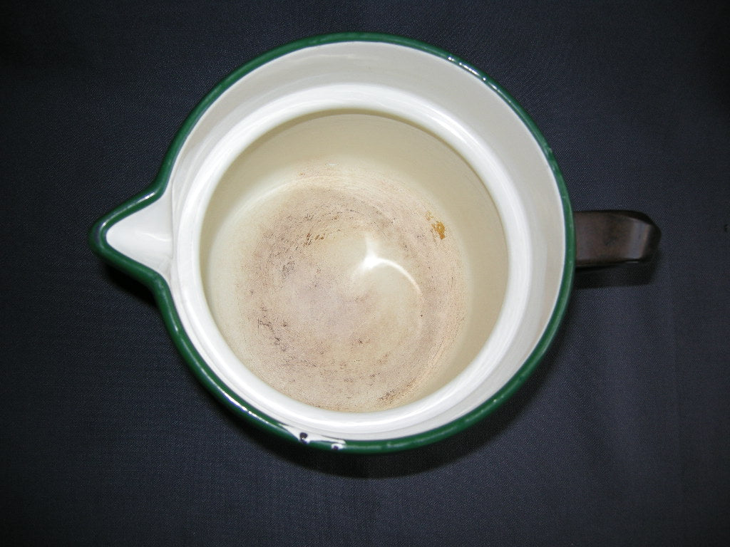emaille crème 007. melkkoker / aardappelkoker
