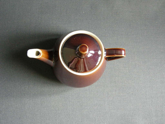 Villeroy & Boch bruin 007. theepot nr. 6