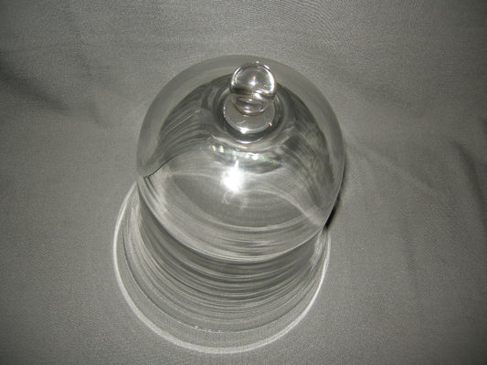 Gebruikt glas - kristal stolpen en schalen met stolp 008. stolp