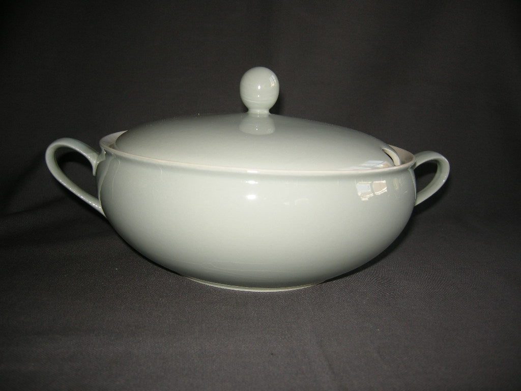 Petrus Regout pastel celadon 008. dekschaal
