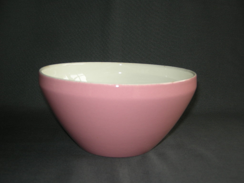 Petrus Regout / Royal Sphinx pastel rose 009. nestschaal V5 met scheurtje