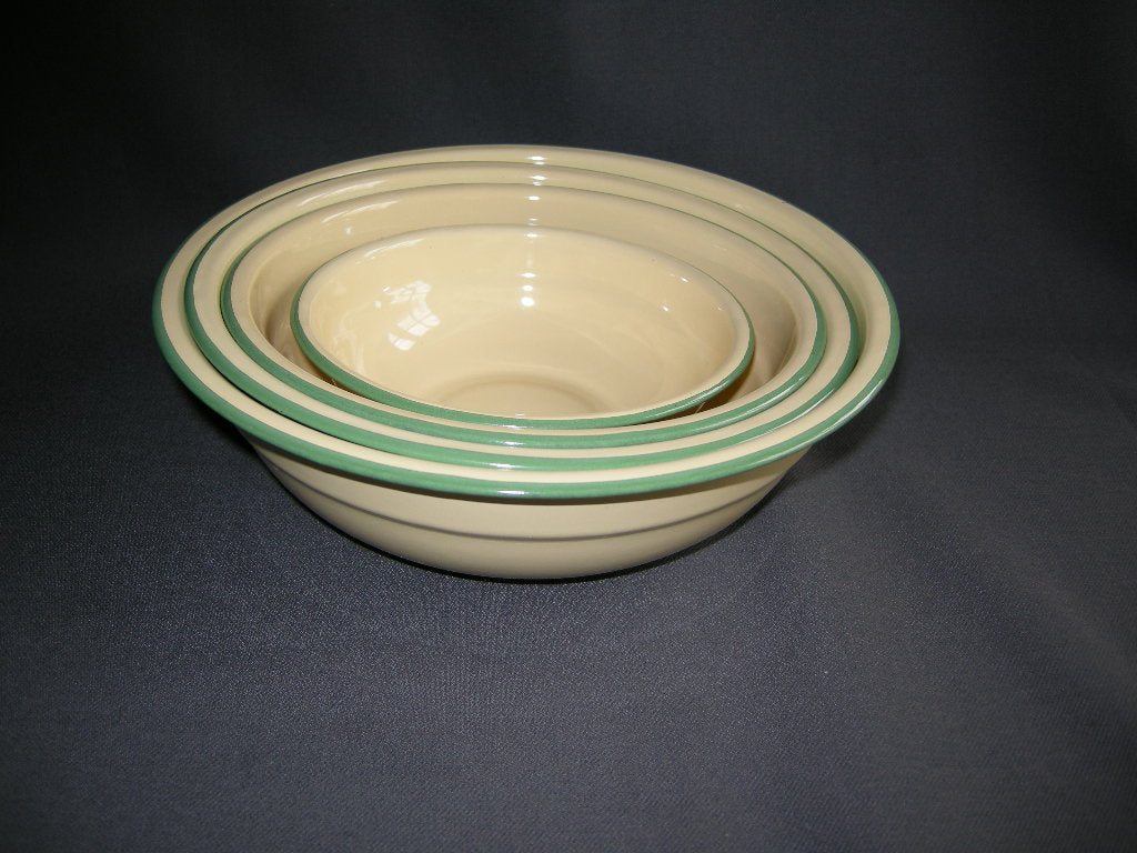emaille crème 008. 4-delige schalenset