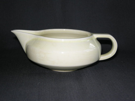 Petrus Regout roomwit 008. melkkannetje