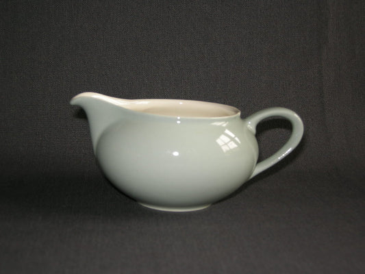Petrus Regout pastel celadon 009. melkkannetje