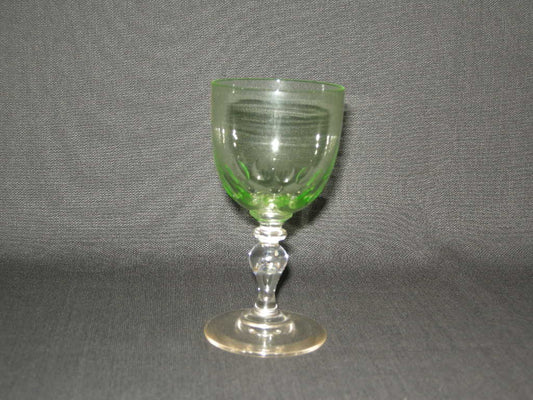 glas - kristal annagroen 009. glas met groene kelk