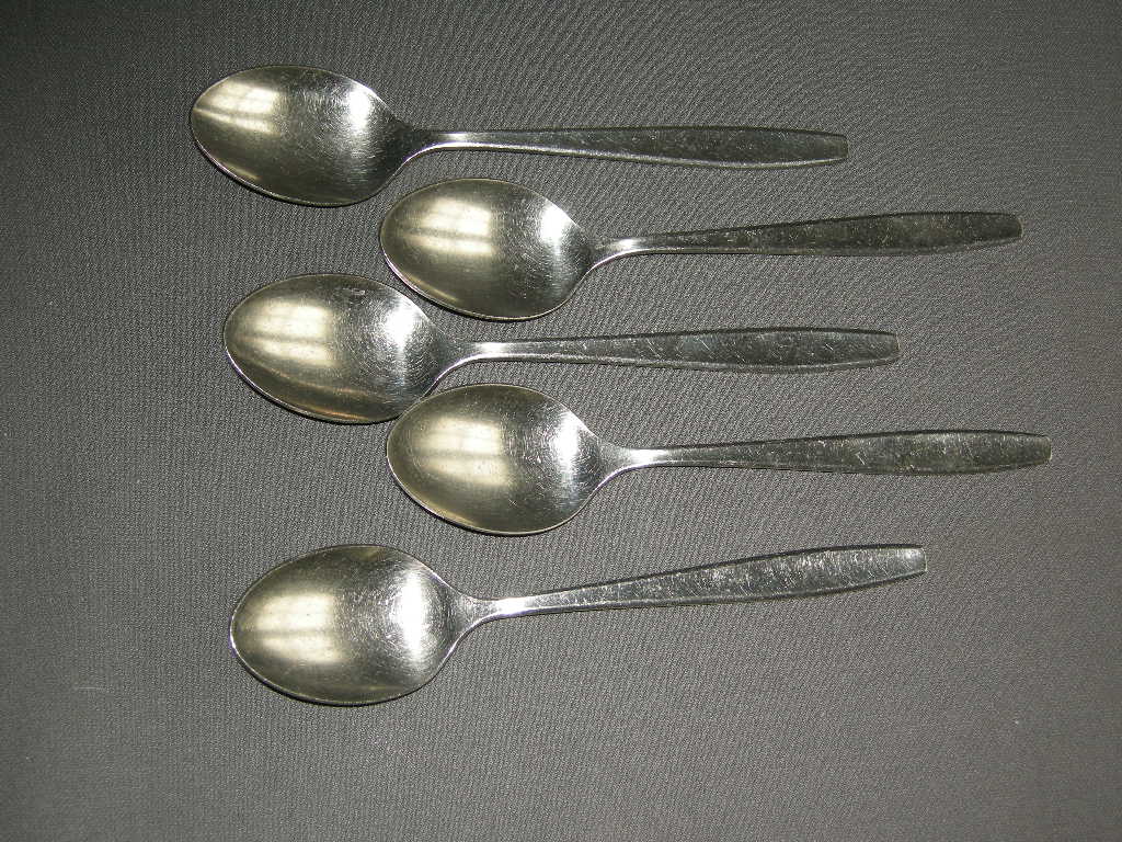 Gero Zilmeta diverse bestekdelen 010a. 5 lepels 19,2 cm.