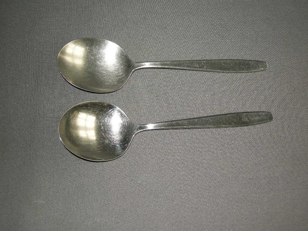 Gero Zilmeta diverse bestekdelen 010b. 2 opscheplepels 20,2 cm.