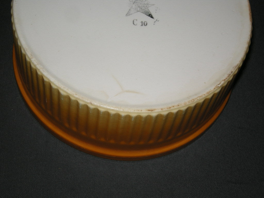 Petrus Regout parafeu oranje 011. souffleschaal de Sphinx