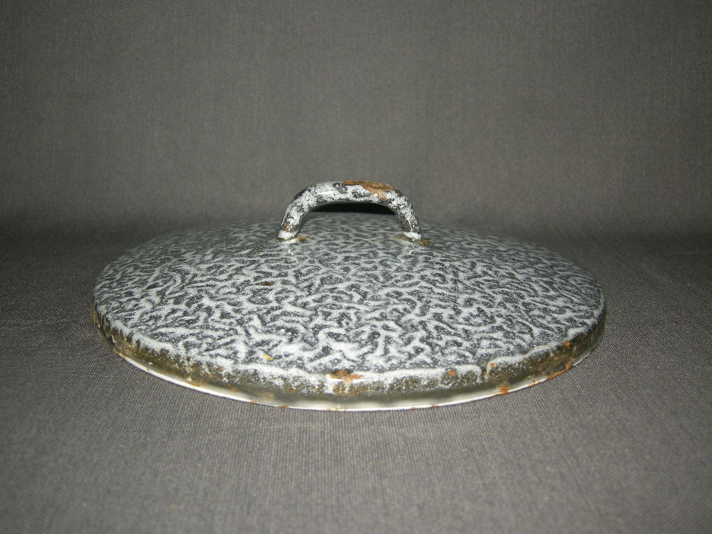 emaille grijs gewolkt 011. deksel O21,5 cm.