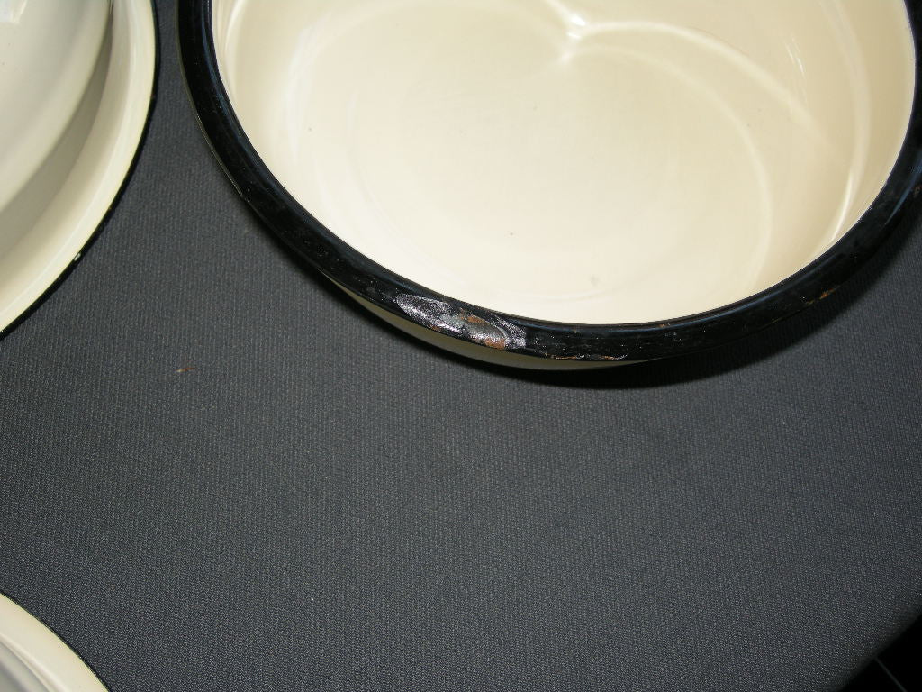 emaille crème 012. 5-delige schalenset