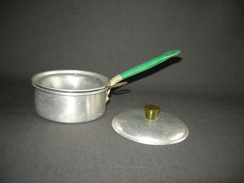 brocante diverse 012. eierenpoacher