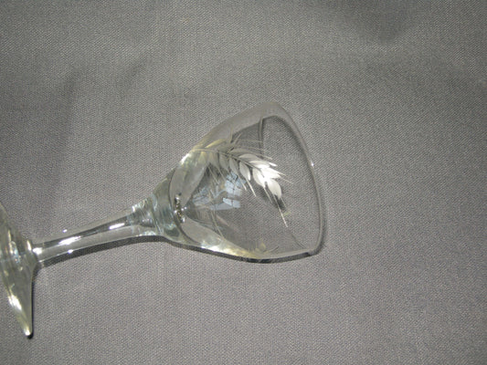 gebruikt glas / kristal glazen 012 a. 4 glaasjes O7 cm.