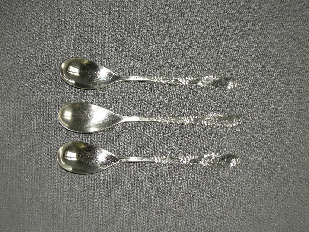 Gero Zilmeta diverse bestekdelen 013. 3 lepeltjes 11,5 cm.