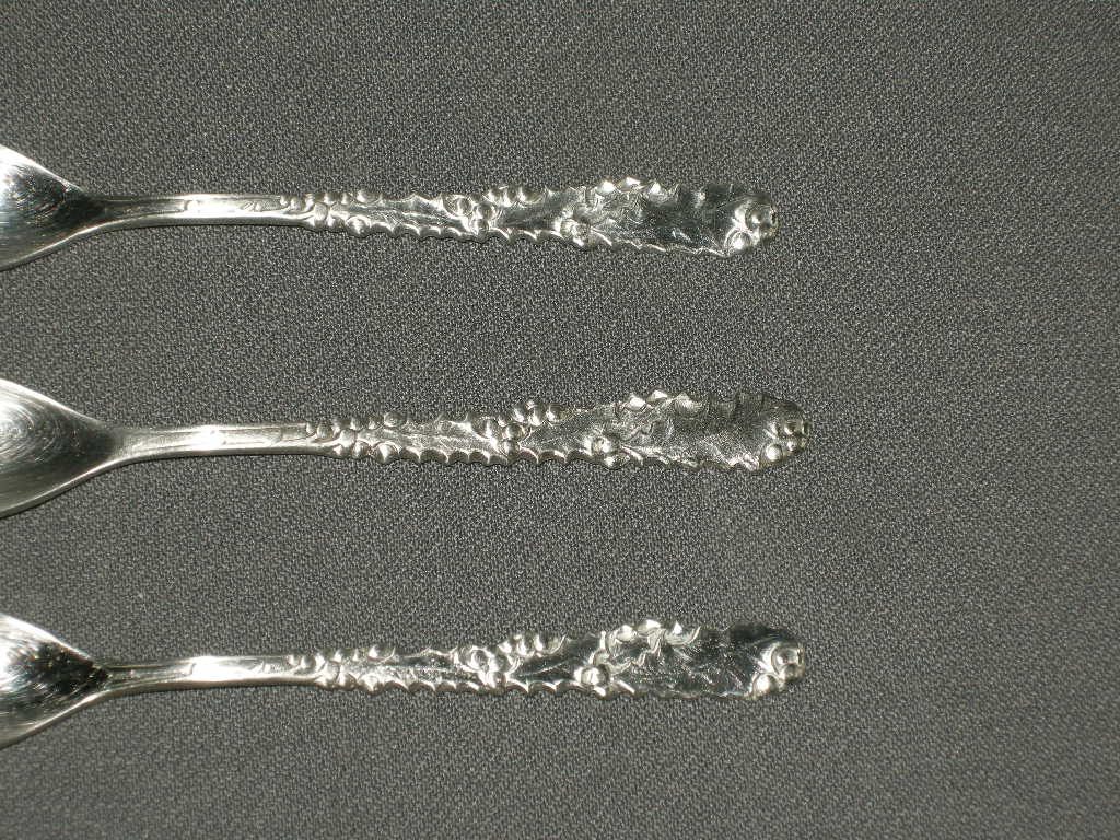 Gero Zilmeta diverse bestekdelen 013. 3 lepeltjes 11,5 cm.