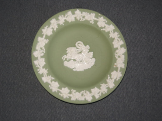 Wedgwood Jasperware groen 014. bordje