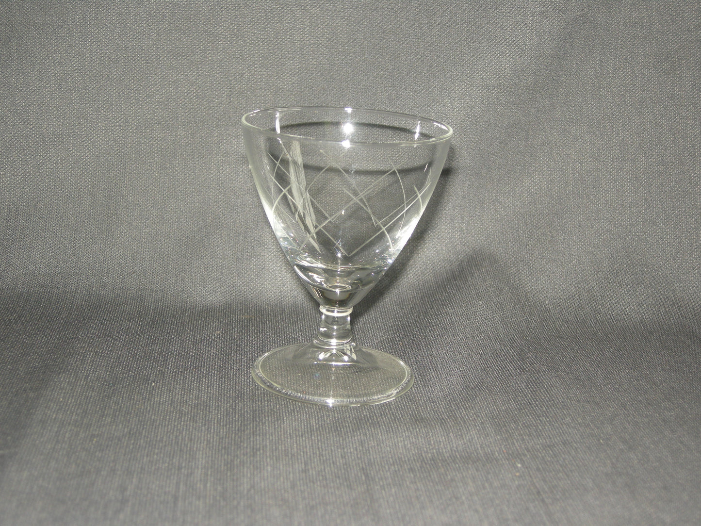 gebruikt glas / kristal glazen 014 c1. 6 portglaasjes