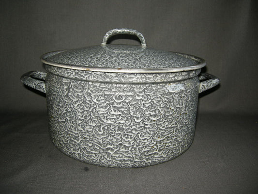 emaille grijs gewolkt 015. pan O30 cm.