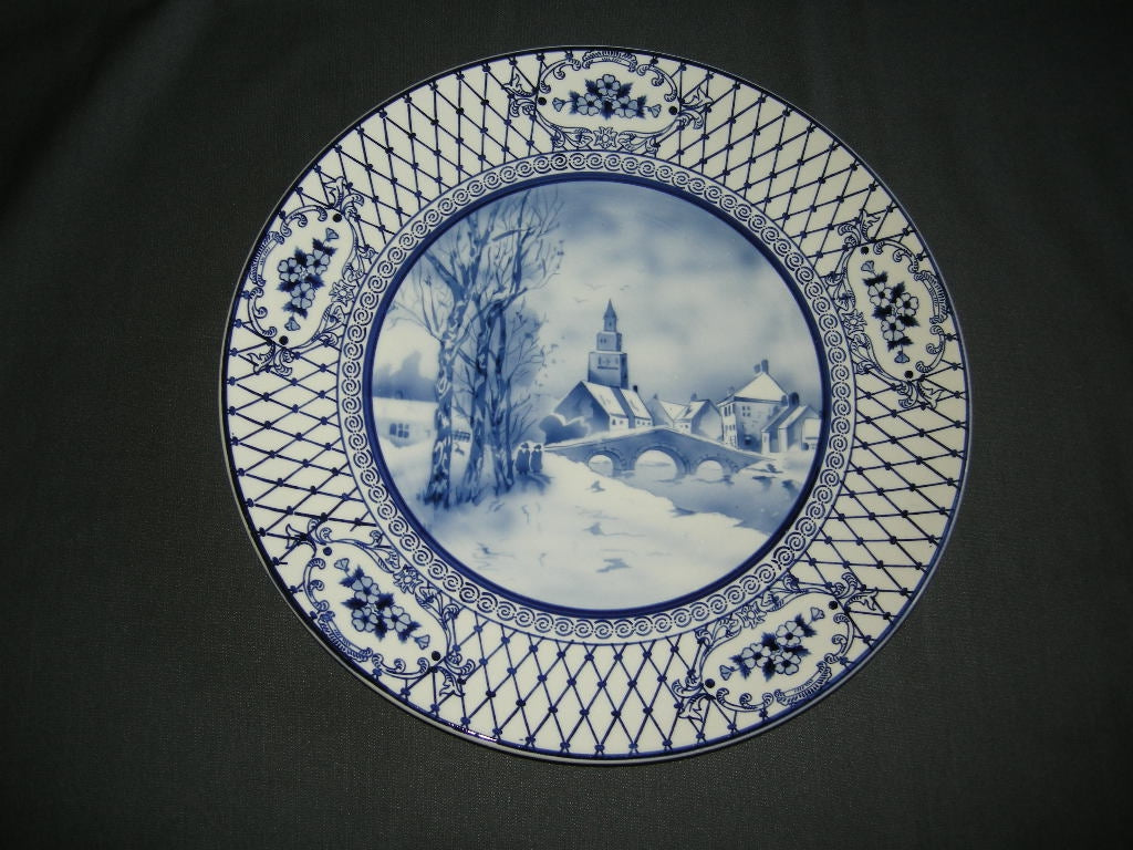 Elsterwerda Keramik blauw - witte wandborden 015. doorsnee 35 cm.