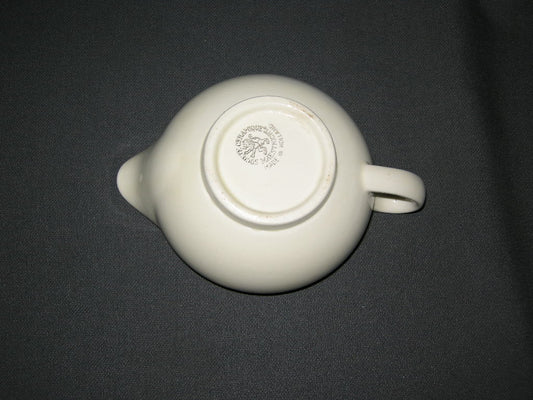Societe Ceramique roomwit 015. melkkannetje
