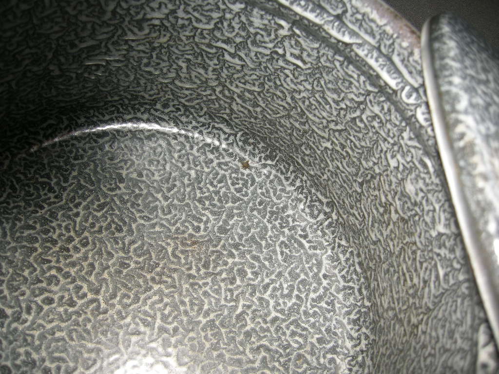 emaille grijs gewolkt 015. pan O30 cm.