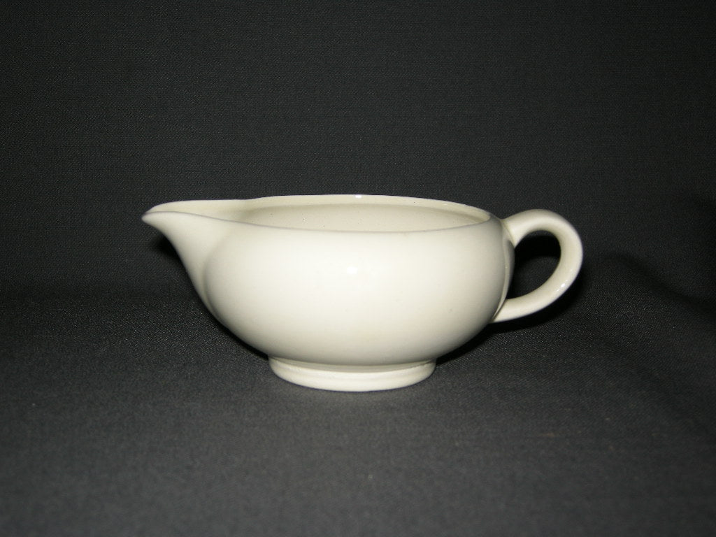 Societe Ceramique roomwit 015. melkkannetje