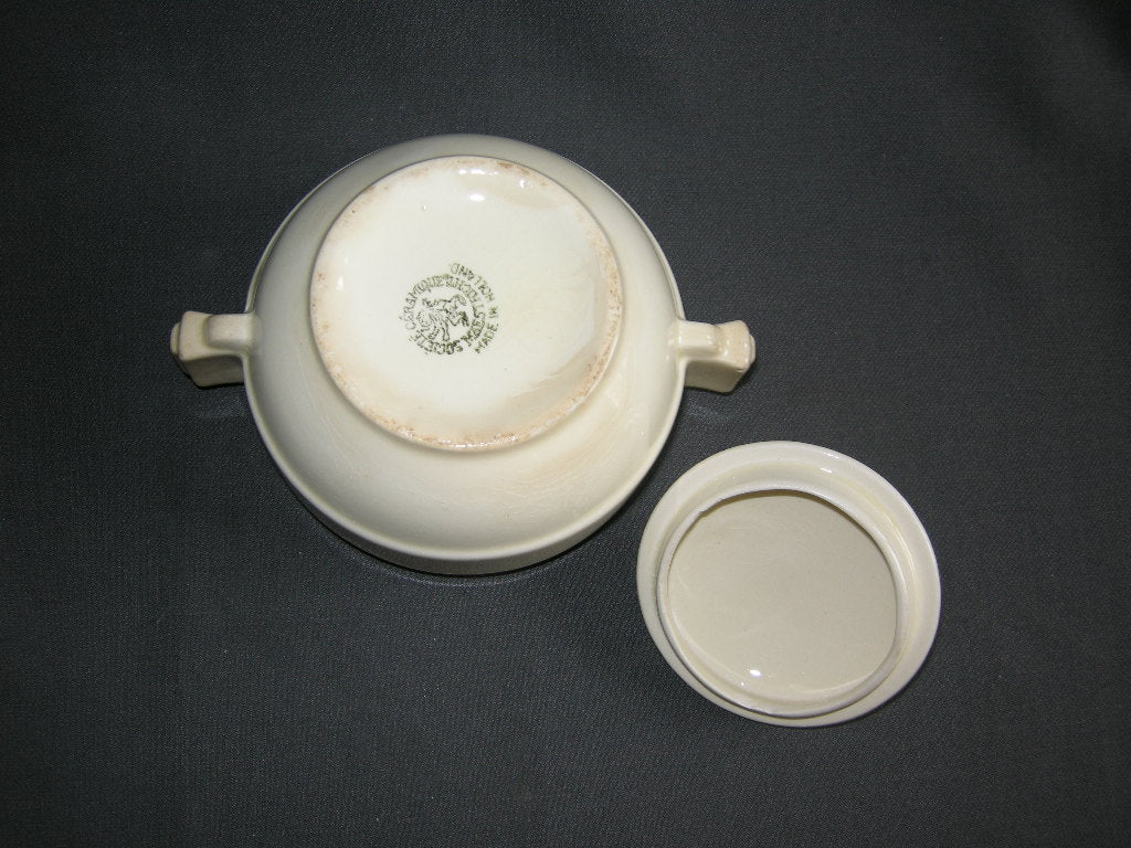 Societe Ceramique roomwit 016. suikerpot
