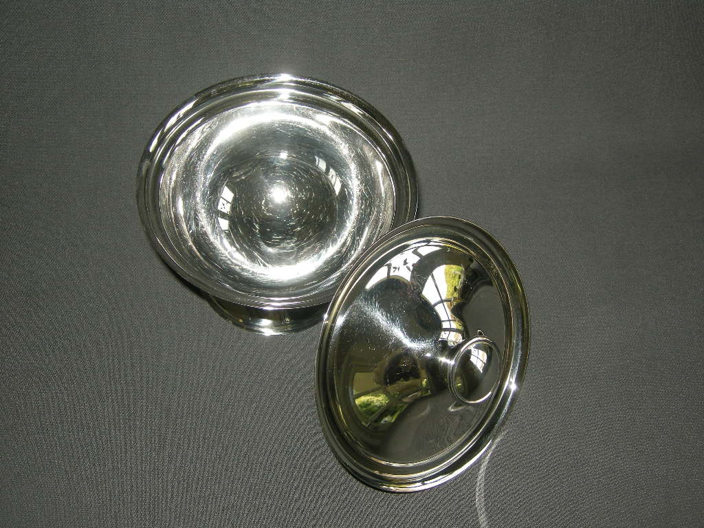 roestvrijstaal 014. Set van 4 dekschaaltjes O12 cm.