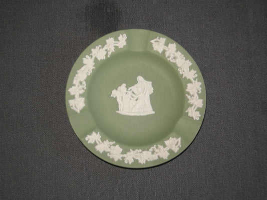 Wedgwood Jasperware groen 017. asbakje
