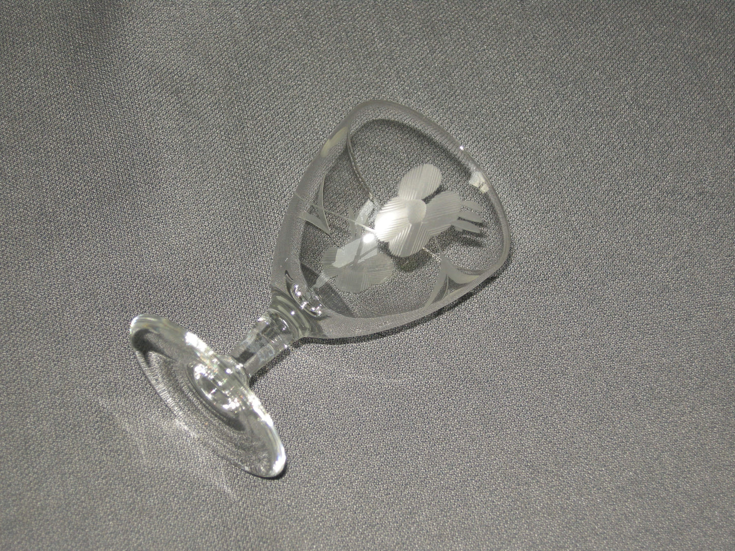 gebruikt glas / kristal glazen 017. 3 borrelglaasjes