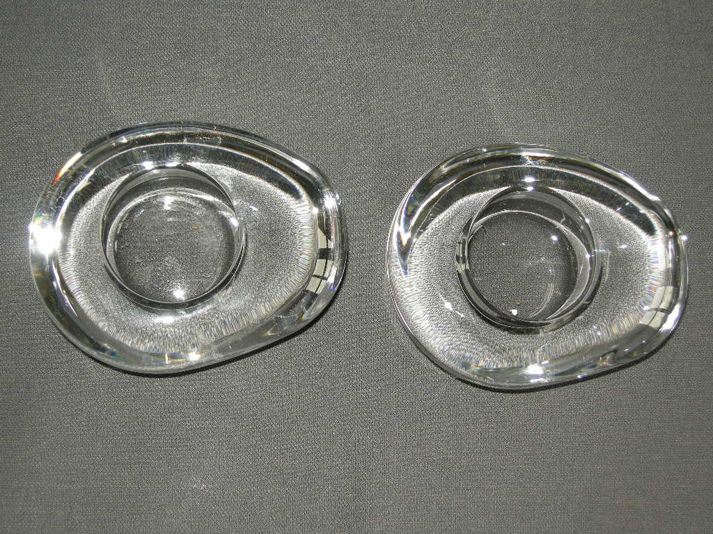 glas - kristal kandelaars + theelichthouders 017. 2 zware ovale theelichthouders