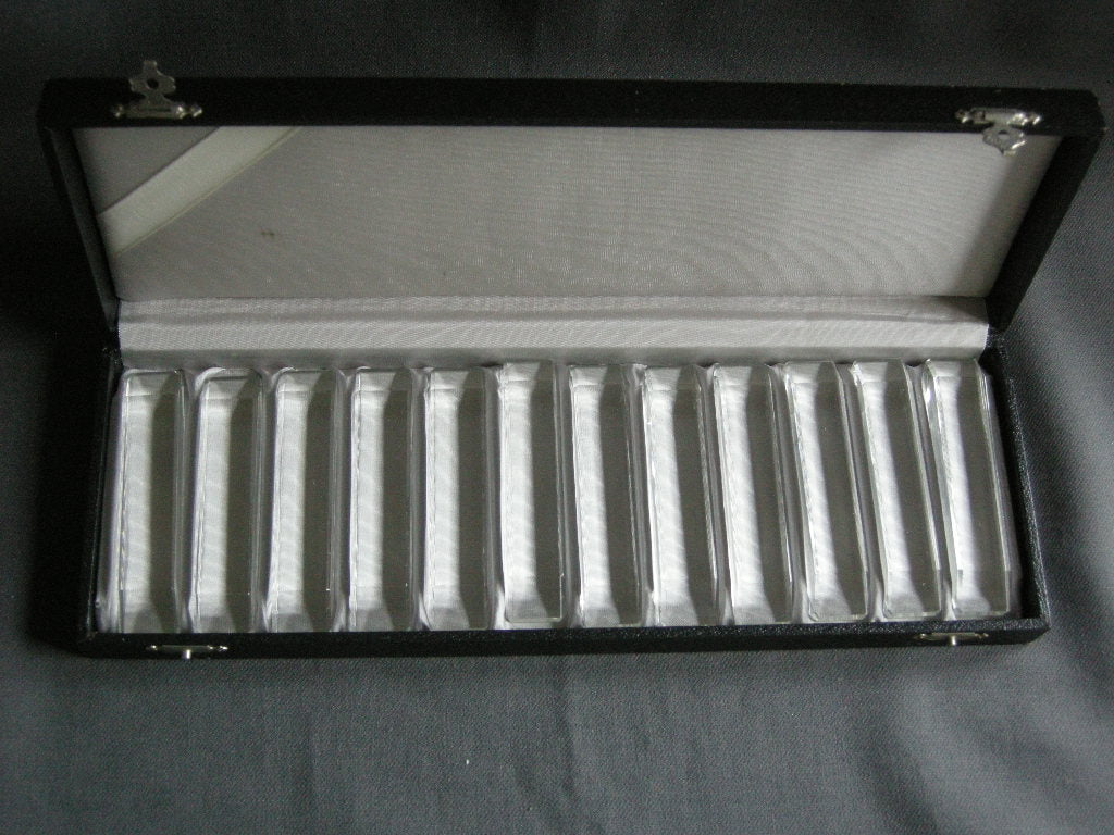 glas - kristal 017. 12 messenleggers in originele doos