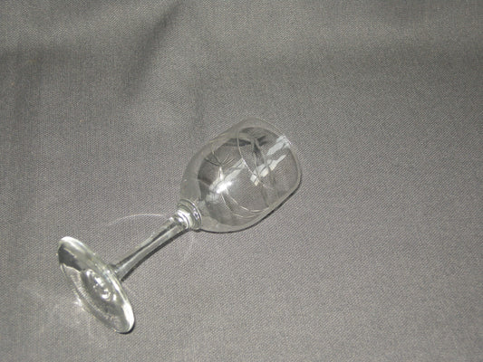 gebruikt glas / kristal glazen 018. 4 borrelglazen