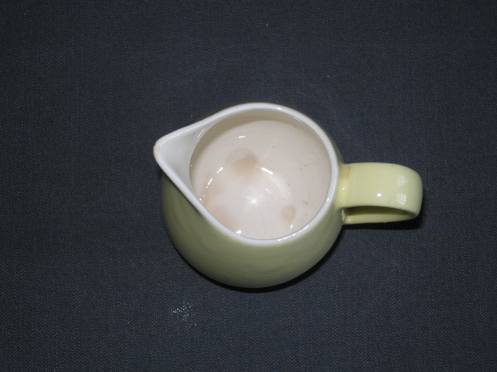 Petrus Regout / Royal Sphinx pastel geel 019. melkkannetje