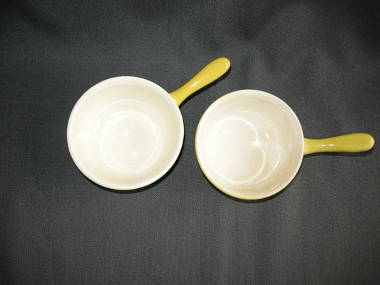 Villeroy & Boch fel geel 019. 2 steelschaaltjes