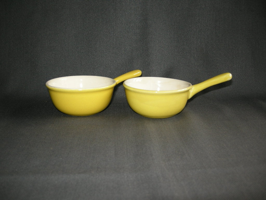 Villeroy & Boch fel geel 019. 2 steelschaaltjes