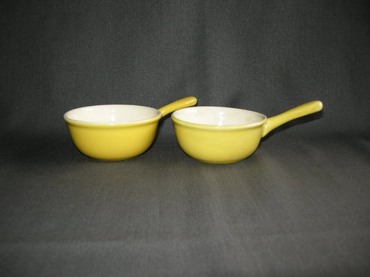 Villeroy & Boch fel geel 019. 2 steelschaaltjes