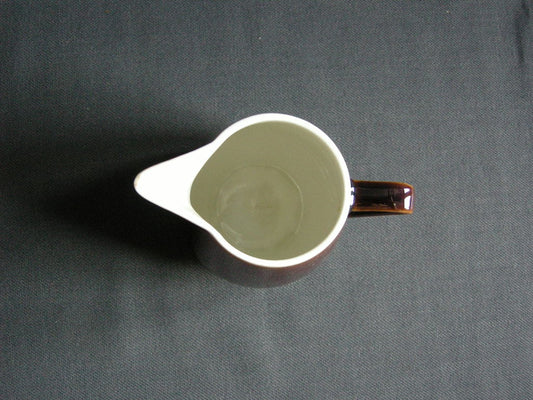 Villeroy & Boch bruin 020. schenkkannetje nr. 5