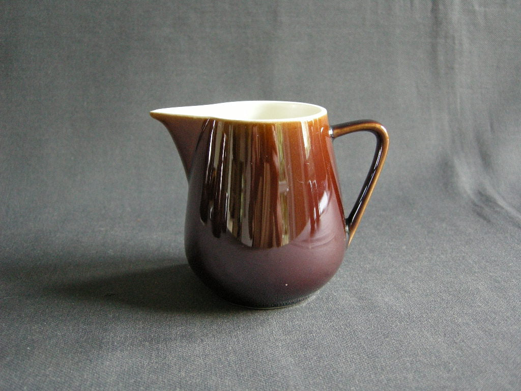 Villeroy & Boch bruin 020. schenkkannetje nr. 5
