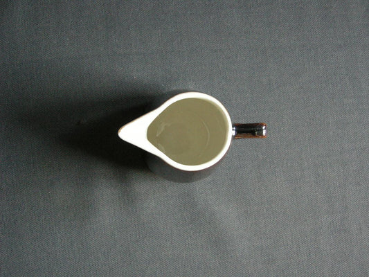 Villeroy & Boch bruin 021. schenkkannetje nr. 6