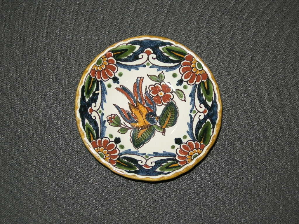 Makkum 001. bordje O9,5 cm.