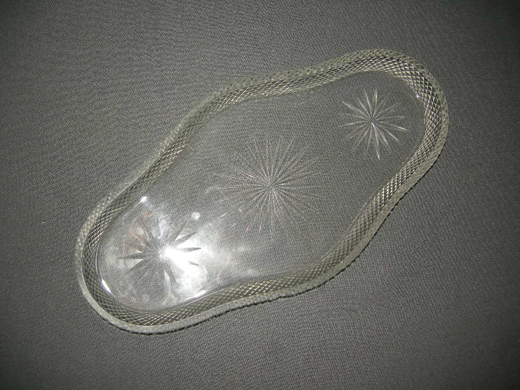 glas - kristal presenteerschalen 021. ovaal presenteerschaaltje