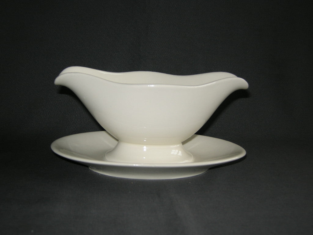 Petrus Regout roomwit 021. sauskom