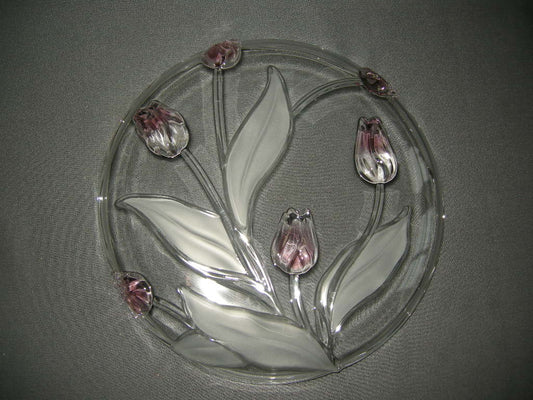 glas - kristal presenteerschalen 022. ronde schaal met reliëf van tulpen