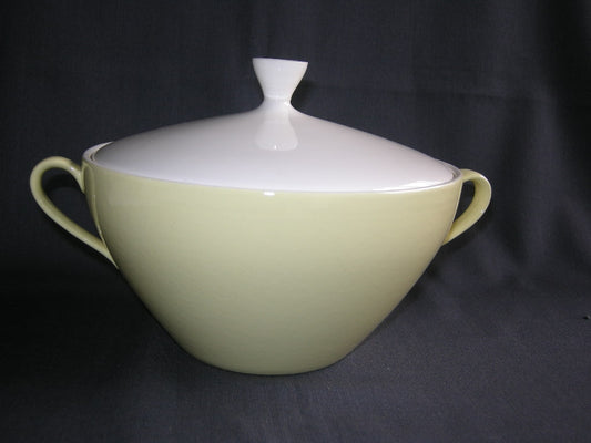 Petrus Regout / Royal Sphinx pastel geel 023. dekschaal Charmant