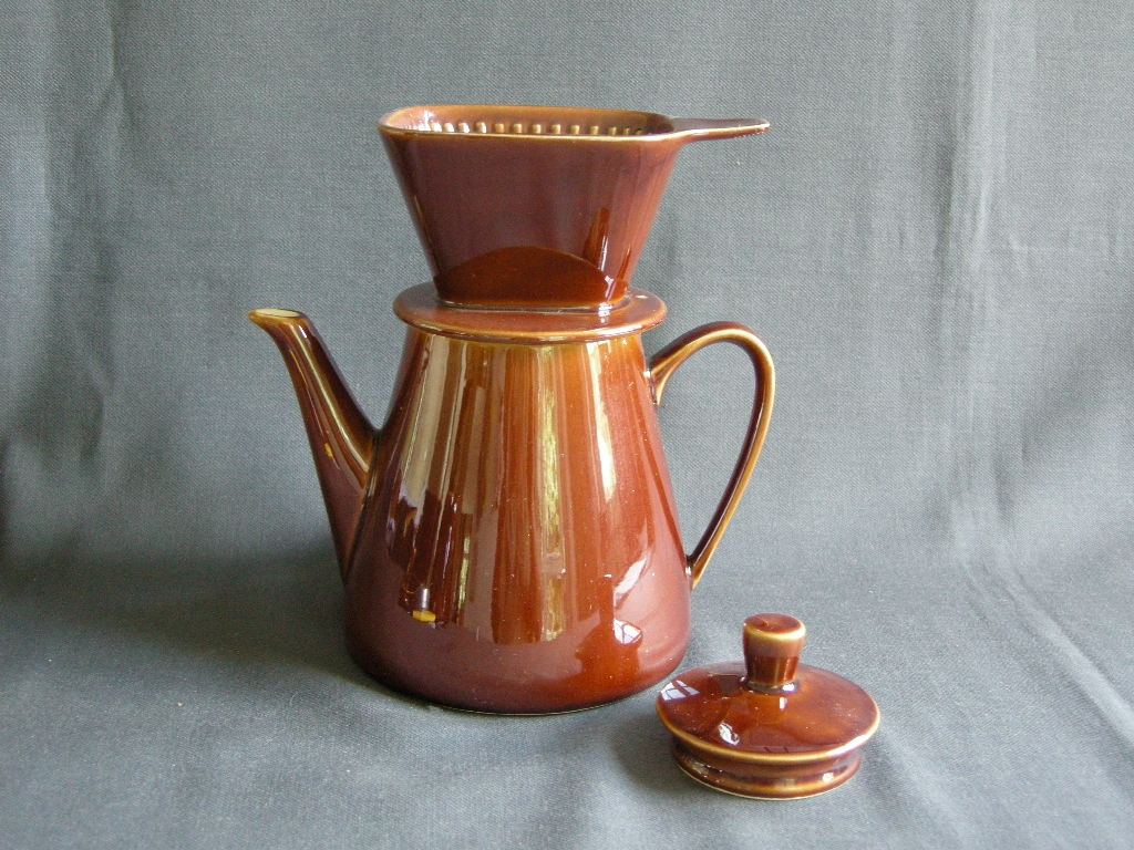 Villeroy & Boch bruin 023. koffiepotje nr. 4 met schuine filter