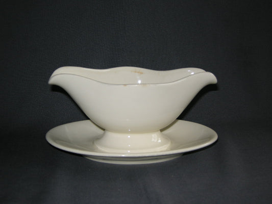 Petrus Regout roomwit 023. sauskom