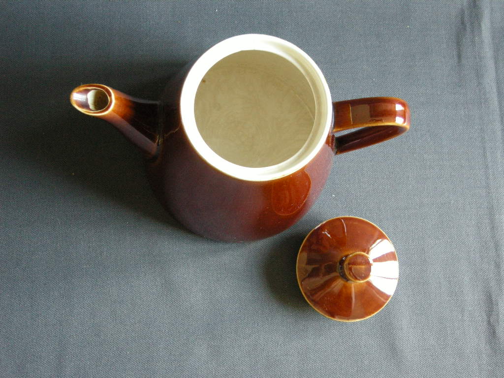 Villeroy & Boch bruin 024. koffiepotje nr. 4